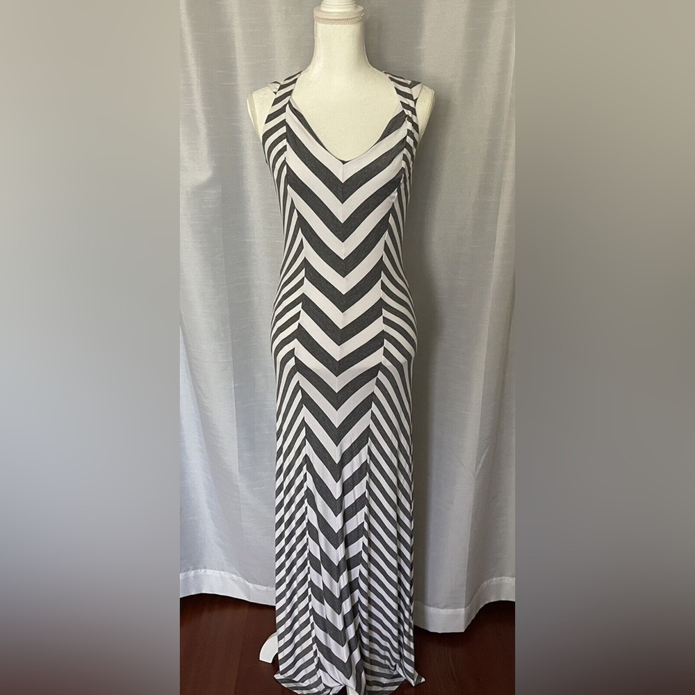 Bebe maxi dress